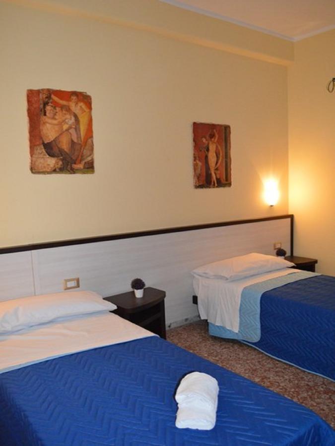 B&B Roma Citta Eterna ภายนอก รูปภาพ